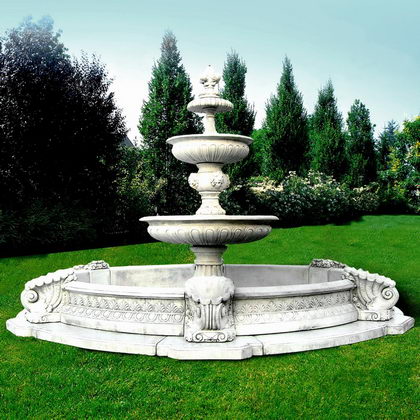 Springbrunnen Kunststein Modell Berlin, <br />
Höhe 275cm, Durchmesser 420 cm, Artikelnr. 120903